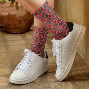 Deko-Muster in Rot und Schwarz Socken