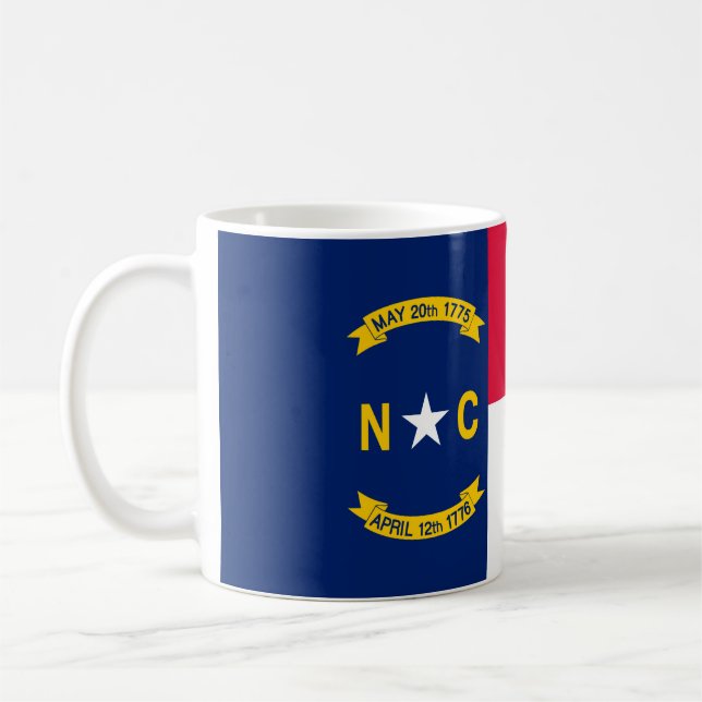 Dekor für die Flaggen des Staates North Carolina Tasse (Links)