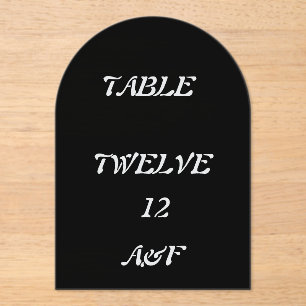 Dekoration der Hochzeitstische Acryleinladungen