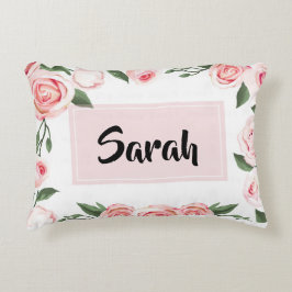 Dekoration und Design in den Zimmern in Rosa Dekokissen