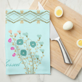 Dekorative Blüte mit Muster betont Geschirrtuch