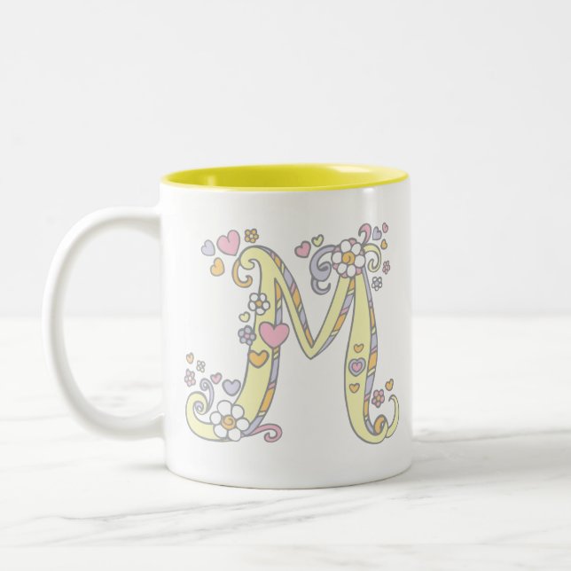 Dekorative Herz-Blumen-Kunst-Tasse des Monogramms Zweifarbige Tasse (Links)