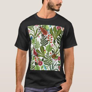 Dekorative Pflanze und Insekten: Nahtloses Design. T-Shirt