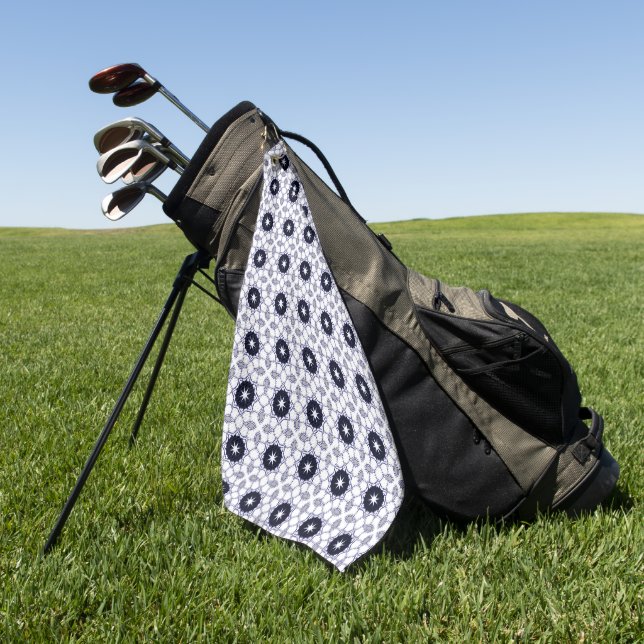Dekorativer geometrischer Stern mit dunklem Muster Golfhandtuch (Gras)