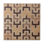 Dekoratives afrikanisches Mudcloth-Muster Fliese<br><div class="desc">Dekoratives afrikanisches Schlammtuchmuster von Norman Wyatt Jr. mit geometrischen Formen,  die scheinbar zusammenpassen. Fans von Tetris oder geometrischen Formen sollten diesen Kauf heute tätigen!</div>