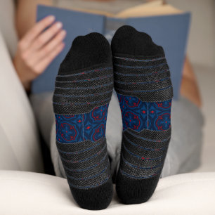 Dekoratives Blumenfliesenmuster Socken