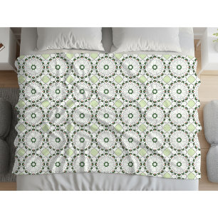 Dekoratives geometrisches Blumenmuster Fleecedecke