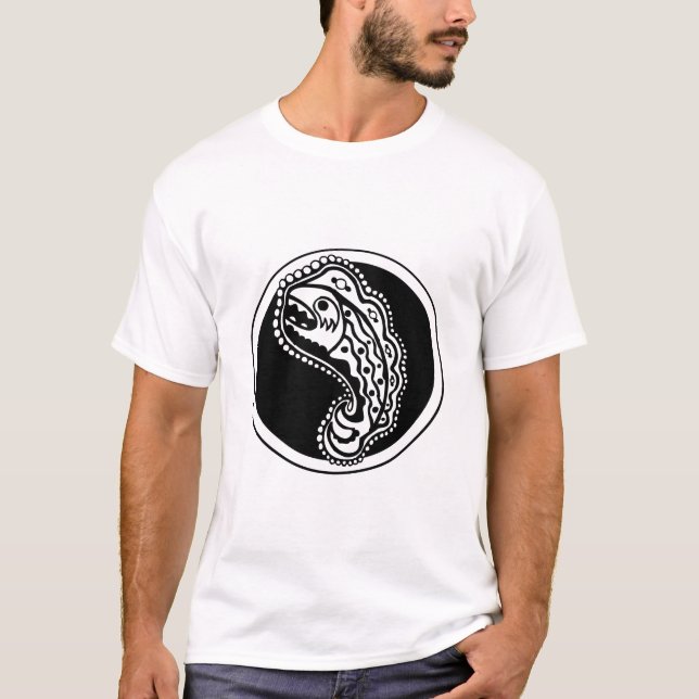 Dekoratives Schwarz-Weiß-Fisch-Design T-Shirt (Vorderseite)