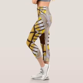 Dekorierte Decke am Bahnhof Tokio Capri Leggings