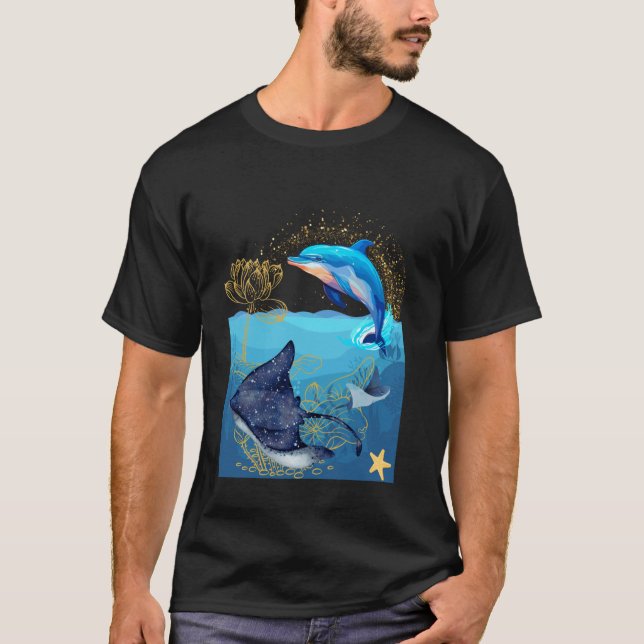 Delfin und Rochen mit Lotusblume T-Shirt (Vorderseite)