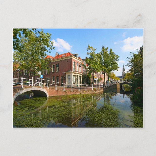 Delft, Kanal, Brücke und alte Häuser Postkarte (Vorderseite)