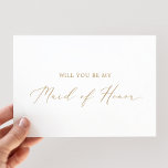 Delicate Gold Trauzeugin Vorschlag Card Einladung<br><div class="desc">Diese delikate Gold Trauzeugin Angebotskarte ist perfekt für eine moderne Hochzeit. Das romantische minimalistische Design besticht durch eine hübsche und elegante Champagner-goldgelbe Typografie auf weißem Hintergrund mit einem klaren und schlichten Look. Passen Sie die Karte mit dem Namen der Braut und der Trauzeugin an. Personalisieren Sie die Rückseite der Karte...</div>