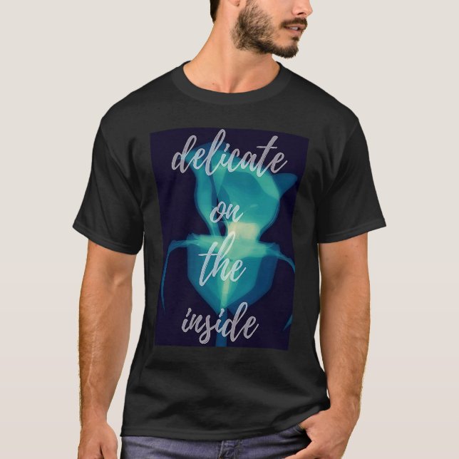 Delicate on the Inside Blue Rose  Empath Sympathy T-Shirt (Vorderseite)