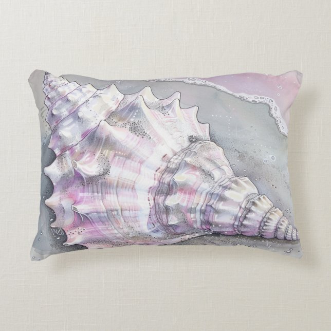 Delicate Soft Pastel Lilac Seashell Dekokissen (Vorderseite)