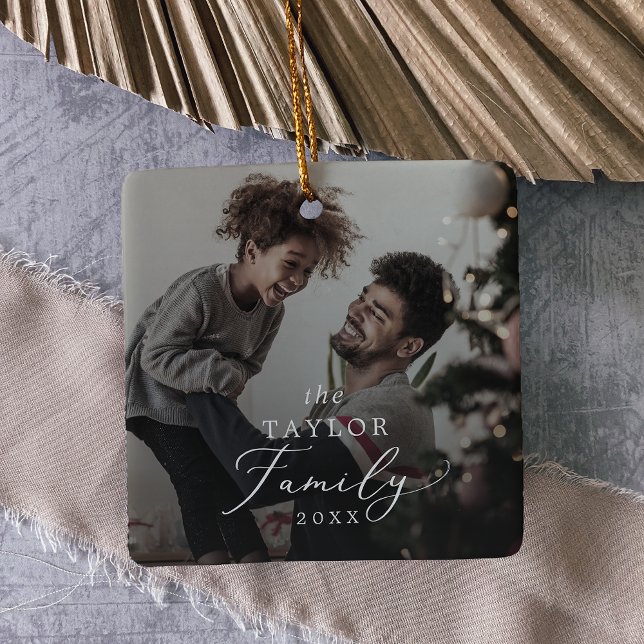 Delicate Yearly Family Dark Overlay Photo Keepsake Keramikornament (Von Creator hochgeladen)