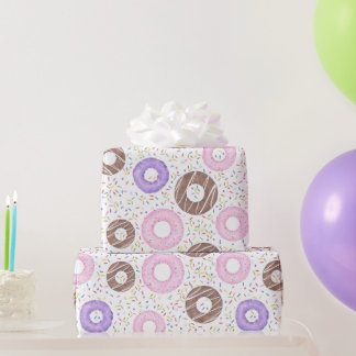 Delicious Donuts on White Wrapping Paper Geschenkpapier