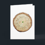 Delicious Pie Funny Birthday Card Karte<br><div class="desc">Ein lustiges Kartendesign,  das einen Topfkuchen darstellt,  der die Worte "GLÜCKLICH GEBURTSTAG" in seine Kruste stürzt. Die Worte darauf lauten "Mit herzlichen Wünschen am Geburtstag". Wird an die Empfänger,  die Kuchen Liebhaber und Lebensmittel Liebhaber.</div>