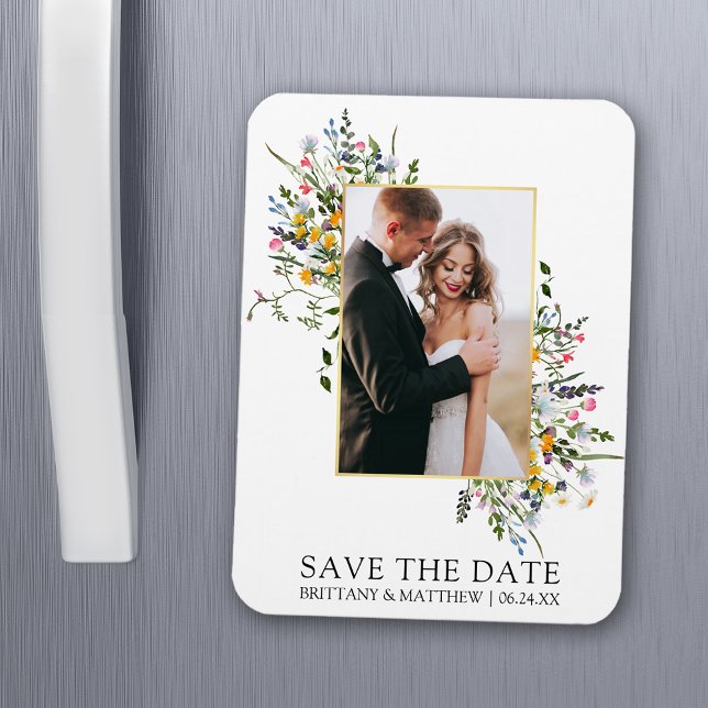Delikate Aquarellfarben Save the Date Magnet (Customize to change text size, color or text style.)