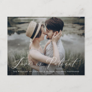 Delikate Script-Liebe ist Patient Ändern des Datum Ankündigungspostkarte