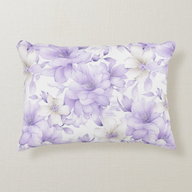 Delikate Violett-Blumen Dekokissen (Vorderseite)