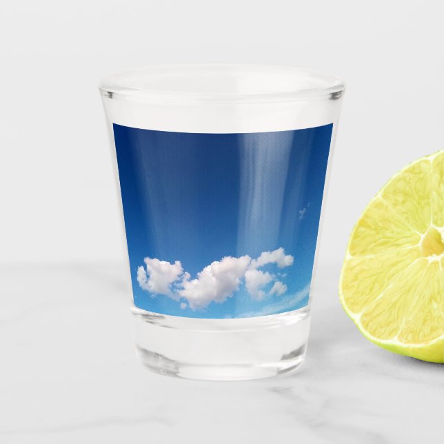 Delikate Wolken Schnapsglas (Vorderseite)