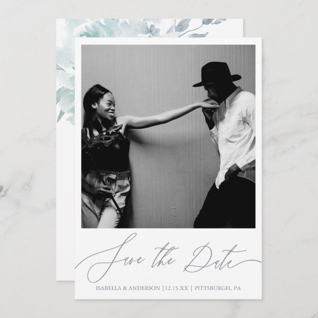 Delikates Blue Floral Calligraphy Foto Save The Date (Vorne/Hinten)