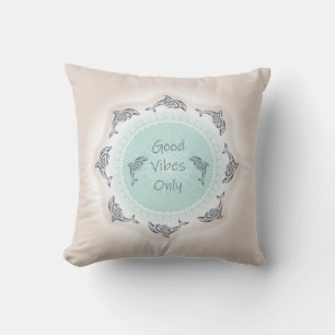 Delphine "Good Vibes Only" Sprichwort Tan Mint Kissen