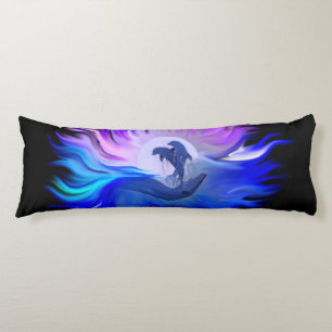 Delphine im Mondschein Seitenschläferkissen