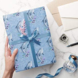 Delphine und Blume auf blau Geschenkpapier