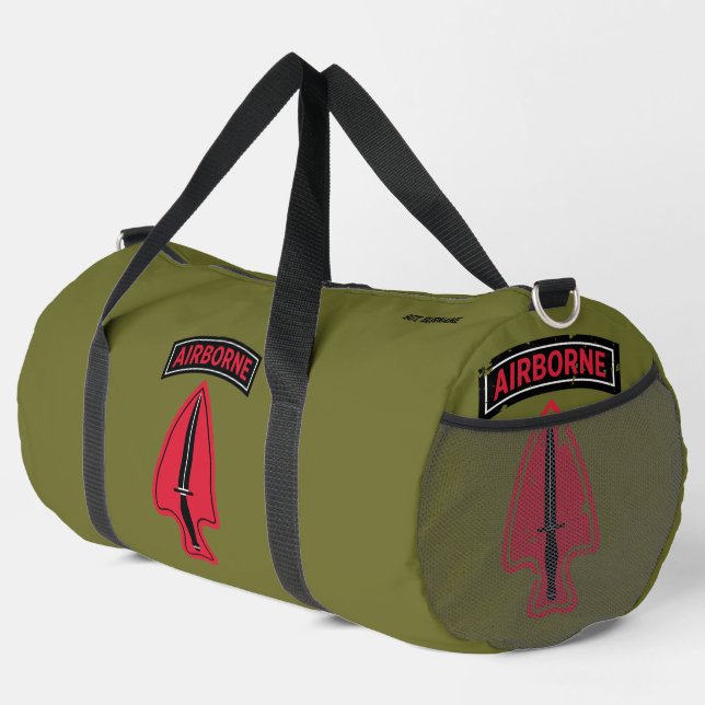 Delta Force "Special Forces" Custom Fatigue Green Duffle Bag (Rechte Ecke)