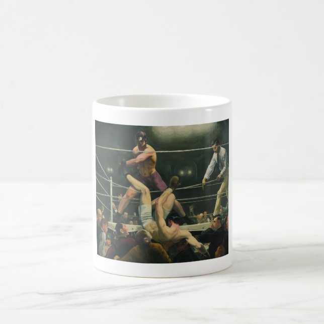 Dempsey und Firpo Verpacken - George Bellows Tasse (Mittel)