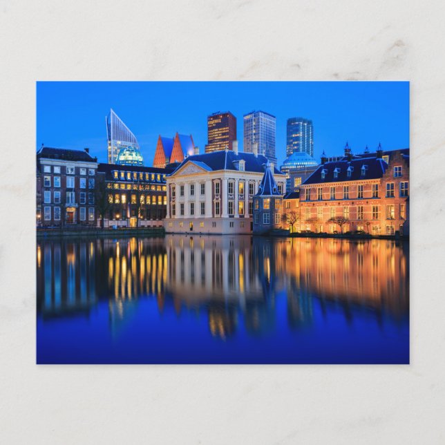 Den Haager Skyline zur blauen Stunde Postkarte (Vorderseite)