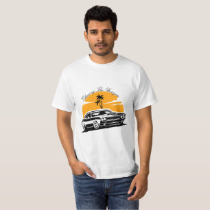 Den Horizont jagen - Vintage-Muscle-Car-Sonnenunte T-Shirt