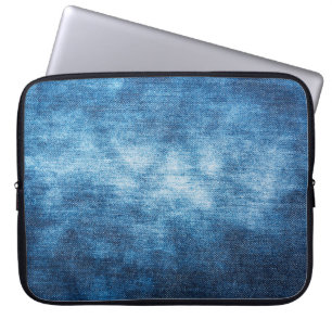 Denim getragen Textur für Hintergrund. Jeans Laptopschutzhülle
