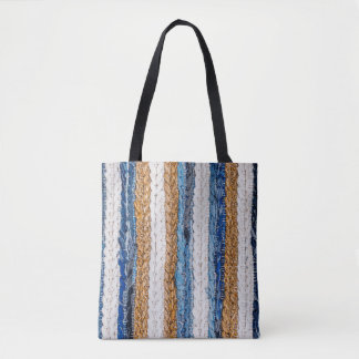 Denim-Patchwork: Teppich aus recycelten Jeans.