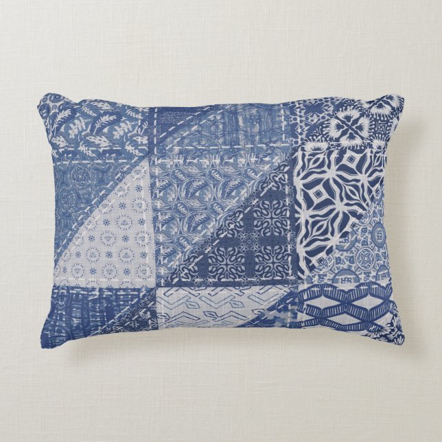 Denim Triangle Patchwork Vintage Textur. Dekokissen (Vorderseite)
