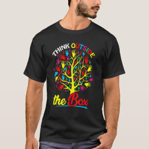 Denk außerhalb des Boxbaum-Handpuzzles Autismus-Be T-Shirt