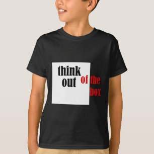 Denken Sie aus der Schachtel lustiges Design T-Shirt