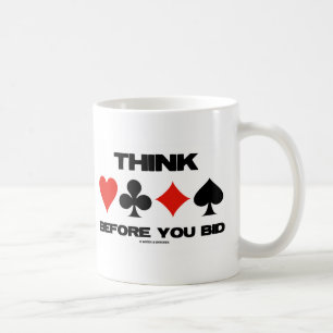 Denken Sie vor dem Gebot nach (Anzug Duplizieren d Kaffeetasse