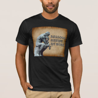 Denker mit Ballon-Hund - Ballon-Künstler bei der T-Shirt
