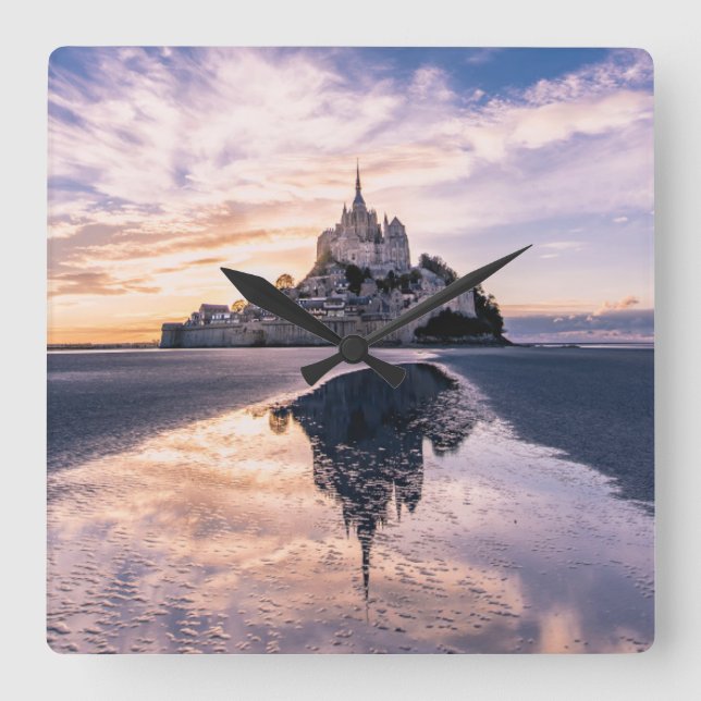 Denkmäler | Mont Saint-Michel, Normandie Frankreic Quadratische Wanduhr (Vorderseite)