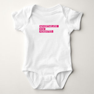 Dennoch beharrte sie darauf, baby strampler