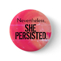 Dennoch bestand sie Knopf fort