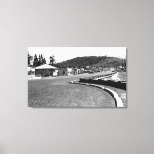 Depoe Bucht, Oregon-Stadtansicht entlang Uferdamm Leinwanddruck