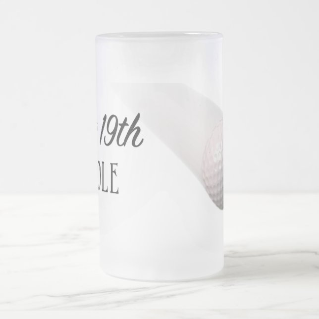 Der 19. Loch Mattglas Bierglas (Mittel)