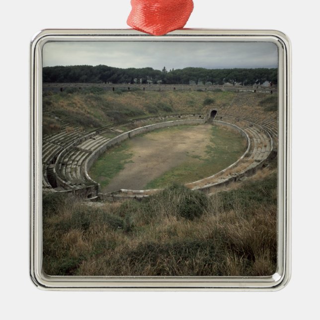 Der Amphitheatre Ornament Aus Metall (Vorne)