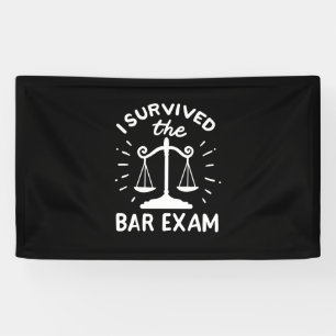 Der Anwalt überlebte die Bar-Prüfung Banner