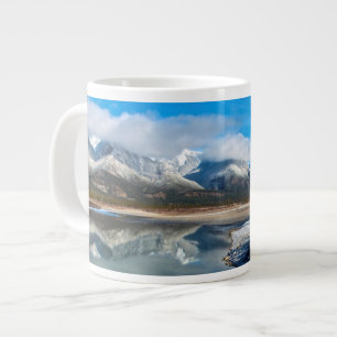 Der Athabasca-Fluss im Jasper-Nationalpark Jumbo-Tasse