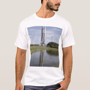 Der Atlas V/Centaur kommt auf der Startcompl an T-Shirt