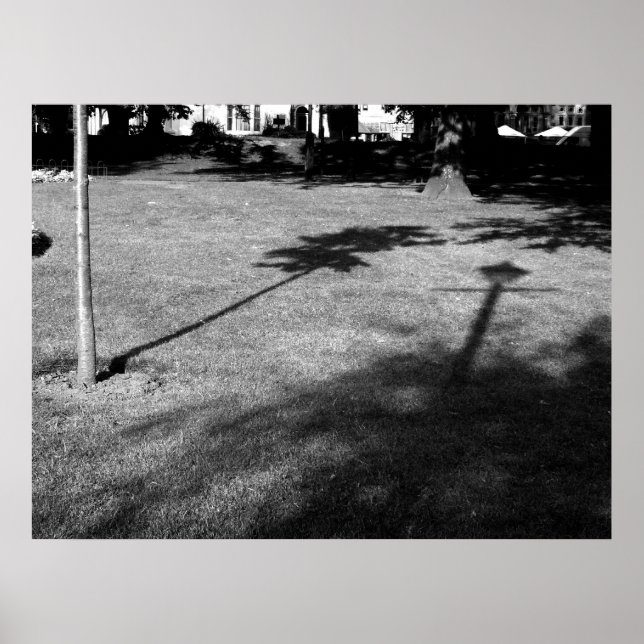 Der Baum und der Lamppost waren Freunde Poster (Vorne)